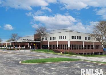 2535 MAPLECREST Road, Bettendorf, Iowa, ,Commercial Sale,For Sale,MAPLECREST,RMAQC4263145