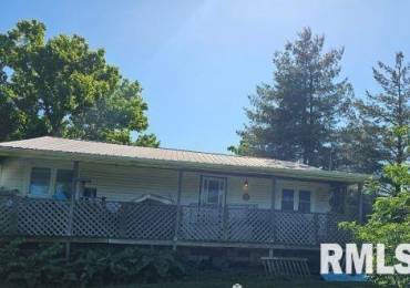 470 Peters Creek Road, Cave In Rock, Illinois, 2 Bedrooms Bedrooms, ,1 BathroomBathrooms,Residential,For Sale,Peters Creek,RMAEB457910