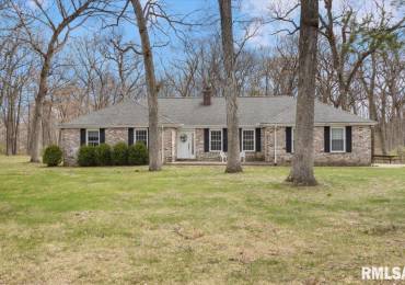 1390 RIGGERT Road, Metamora, Illinois, 4 Bedrooms Bedrooms, ,2 BathroomsBathrooms,Residential,For Sale,RIGGERT,RMAPA1257223