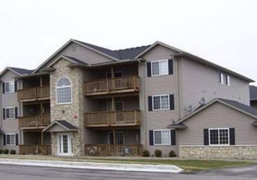 3205 16TH Avenue, Eldridge, Iowa, 2 Bedrooms Bedrooms, ,2 BathroomsBathrooms,Residential,For Sale,16TH,RMAQC4263176