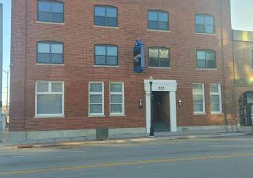 225 2ND Street, Davenport, Iowa, ,Commercial Lease,For Rent,2ND,RMAQC4258381