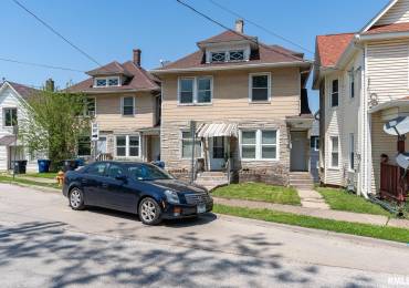 1527 8TH Avenue, Moline, Illinois, 2 Bedrooms Bedrooms, ,1 BathroomBathrooms,Residential Lease,For Rent,8TH,RMAQC4263199