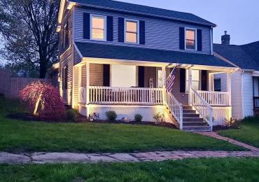 421 WISCONSIN Street, Le Claire, Iowa, 3 Bedrooms Bedrooms, ,2 BathroomsBathrooms,Residential,For Sale,WISCONSIN,RMAQC4263020