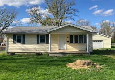 372 Hillshire Road, Decatur, Illinois, 3 Bedrooms Bedrooms, ,1 BathroomBathrooms,Residential,For Sale,Hillshire,RMACA1036213