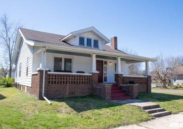 2043 ELM Street, Murphysboro, Illinois, 3 Bedrooms Bedrooms, ,1 BathroomBathrooms,Residential,For Sale,ELM,RMAEB457400