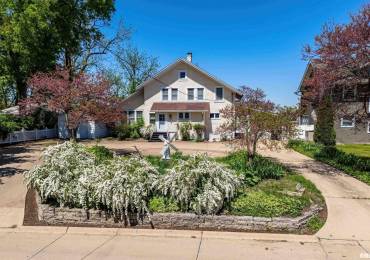 2805 8TH Avenue, Moline, Illinois, 3 Bedrooms Bedrooms, ,1 BathroomBathrooms,Residential,For Sale,8TH,RMAQC4263239