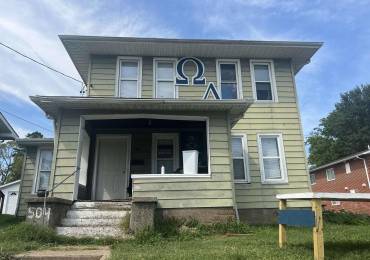 504 MILL Street, Carbondale, Illinois, 4 Bedrooms Bedrooms, ,2 BathroomsBathrooms,Residential,For Sale,MILL,RMAEB457940