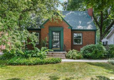 2034 LINCOLN Avenue, Springfield, Illinois, 3 Bedrooms Bedrooms, ,1 BathroomBathrooms,Residential,For Sale,LINCOLN,RMACA1036351