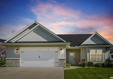 4754 55TH Avenue Court, Bettendorf, Iowa, 2 Bedrooms Bedrooms, ,2 BathroomsBathrooms,Residential,For Sale,55TH,RMAQC4263264