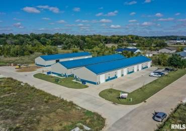 3257 MOENCKS Court, Bettendorf, Iowa, ,Commercial Lease,For Rent,MOENCKS,RMAQC4263256