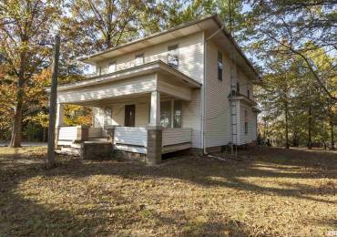 1250 PARK Street, Carbondale, Illinois, 4 Bedrooms Bedrooms, ,1 BathroomBathrooms,Residential,For Sale,PARK,RMAEB455822