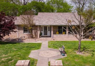 14552 REYNOLDS Lane, Marion, Illinois, 3 Bedrooms Bedrooms, ,2 BathroomsBathrooms,Residential,For Sale,REYNOLDS,RMAQC4262629