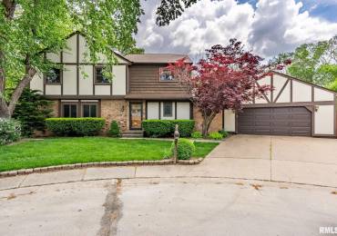 2906 27TH Avenue A, Moline, Illinois, 4 Bedrooms Bedrooms, ,3 BathroomsBathrooms,Residential,For Sale,27TH,RMAQC4263280