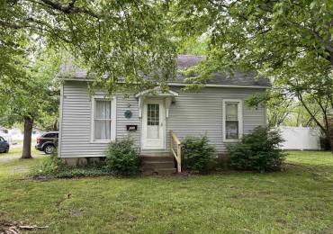 621 6TH Street, Herrin, Illinois, 1 Bedroom Bedrooms, ,1 BathroomBathrooms,Residential,For Sale,6TH,RMAEB457802