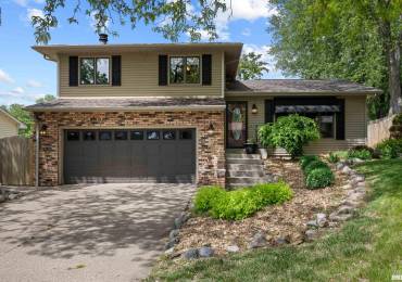 2512 45TH Street, Davenport, Iowa, 4 Bedrooms Bedrooms, ,2 BathroomsBathrooms,Residential,For Sale,45TH,RMAQC4263314