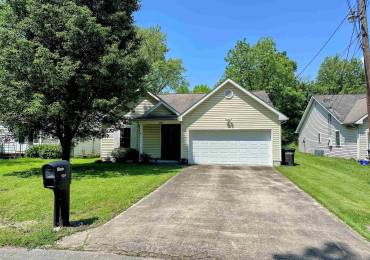 1024 Carico Street, Carbondale, Illinois, 3 Bedrooms Bedrooms, ,2 BathroomsBathrooms,Residential,For Sale,Carico,RMAEB457959
