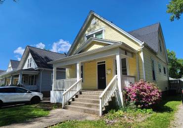 1921 SPRING Street, Springfield, Illinois, 3 Bedrooms Bedrooms, ,2 BathroomsBathrooms,Residential,For Sale,SPRING,RMACA1036457