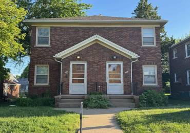 328 HAYES Street, Davenport, Iowa, 2 Bedrooms Bedrooms, ,1 BathroomBathrooms,Residential Lease,For Rent,HAYES,RMAQC4263360
