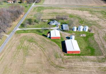 20040 Boulder Road, Carlyle, Illinois, 3 Bedrooms Bedrooms, ,2 BathroomsBathrooms,Residential,For Sale,Boulder,RMACA1036502