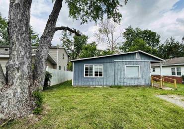 614 Rigdon Street, Carbondale, Illinois, 3 Bedrooms Bedrooms, ,1 BathroomBathrooms,Residential,For Sale,Rigdon,RMAEB458001