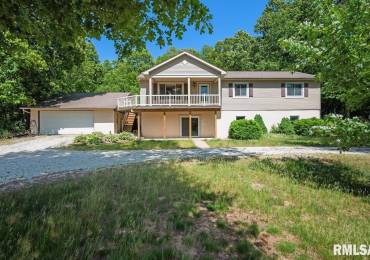 25633 COUNTY ROAD 2500 E, Manito, Illinois, 4 Bedrooms Bedrooms, ,2 BathroomsBathrooms,Residential,For Sale,COUNTY ROAD 2500 E,RMAPA1257474