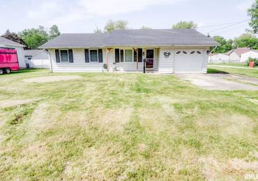 206 NORTH Street, Assumption, Illinois, 3 Bedrooms Bedrooms, ,2 BathroomsBathrooms,Residential,For Sale,NORTH,RMACA1036516