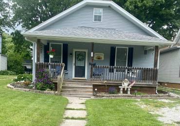 509 Sandusky Street, Jacksonville, Illinois, 3 Bedrooms Bedrooms, ,1 BathroomBathrooms,Residential,For Sale,Sandusky,RMACA1036527
