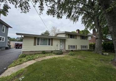 1628 SEMINARY Street, Galesburg, Illinois, 3 Bedrooms Bedrooms, ,3 BathroomsBathrooms,Residential,For Sale,SEMINARY,RMACA1036529
