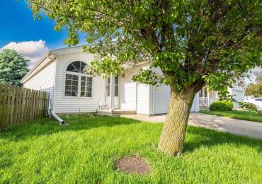 3504 Wegeng Drive, Bloomington, Illinois, 4 Bedrooms Bedrooms, ,2 BathroomsBathrooms,Residential,For Sale,Wegeng,RMAPA1258022