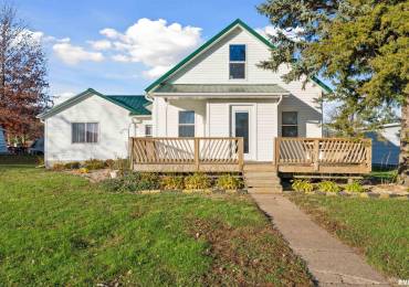 308 8TH Avenue, Clarence, Iowa, 2 Bedrooms Bedrooms, ,1 BathroomBathrooms,Residential,For Sale,8TH,RMAQC4258650