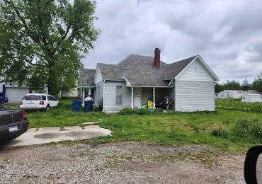 177 WHITE Street, Ashley, Illinois, 3 Bedrooms Bedrooms, ,1 BathroomBathrooms,Residential,For Sale,WHITE,RMAEB458048