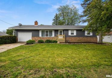 208 GRAZE Avenue, Dunlap, Illinois, 4 Bedrooms Bedrooms, ,1 BathroomBathrooms,Residential,For Sale,GRAZE,RMAPA1258087