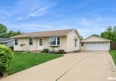 2306 13TH Avenue South, Clinton, Iowa, 3 Bedrooms Bedrooms, ,1 BathroomBathrooms,Residential,For Sale,13TH,RMAQC4263513