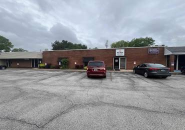1977 SPRUCE HILLS Drive, Bettendorf, Iowa, ,Commercial Sale,For Sale,SPRUCE HILLS,RMAQC4263556