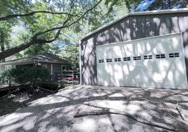 1210 JEFFERSON Street, Carbondale, Illinois, 2 Bedrooms Bedrooms, ,1 BathroomBathrooms,Residential,For Sale,JEFFERSON,RMAEB458089