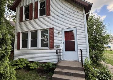 837 19TH Avenue, Moline, Illinois, 5 Bedrooms Bedrooms, ,2 BathroomsBathrooms,Residential,For Sale,19TH,RMAQC4263607
