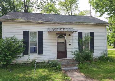 85 Fifth Street, Ashley, Illinois, 3 Bedrooms Bedrooms, ,1 BathroomBathrooms,Residential,For Sale,Fifth,RMAEB458105