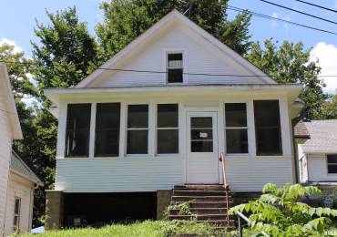 1309 CLAY Street, Davenport, Iowa, 3 Bedrooms Bedrooms, ,1 BathroomBathrooms,Residential,For Sale,CLAY,RMAQC4263618