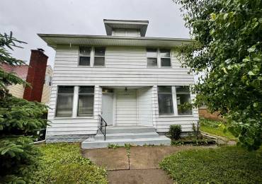 2107 MARQUETTE Street, Davenport, Iowa, ,Residential Income,For Sale,MARQUETTE,RMAQC4263639