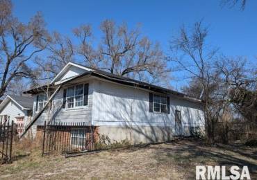 1703 CAPITOL Avenue, Springfield, Illinois, 4 Bedrooms Bedrooms, ,1 BathroomBathrooms,Residential,For Sale,CAPITOL,RMACA1035661