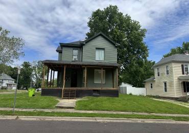 201 ELM Street, Washington, Illinois, ,Residential Income,For Sale,ELM,RMAPA1258184