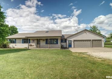 12578 GARDEN PLAIN Road, Morrison, Illinois, 4 Bedrooms Bedrooms, ,3 BathroomsBathrooms,Residential,For Sale,GARDEN PLAIN,RMAQC4263672