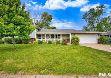 448 MONTANA Avenue, Morton, Illinois, 4 Bedrooms Bedrooms, ,3 BathroomsBathrooms,Residential,For Sale,MONTANA,RMAPA1258219