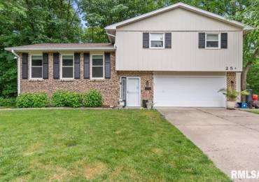 25 Claymont Court, Springfield, Illinois, 3 Bedrooms Bedrooms, ,2 BathroomsBathrooms,Residential,For Sale,Claymont,RMACA1036694