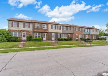 102 - 114 17TH Avenue, Milan, Illinois, ,Residential Income,For Sale,17TH,RMAQC4263765
