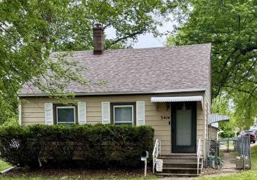 3414 FILLMORE Lane, Davenport, Iowa, 3 Bedrooms Bedrooms, ,2 BathroomsBathrooms,Residential,For Sale,FILLMORE,RMAQC4263653