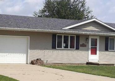 172 MEADOW Lane, Walcott, Iowa, 3 Bedrooms Bedrooms, ,1 BathroomBathrooms,Residential,For Sale,MEADOW,RMAQC4262867