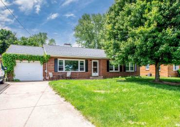 116 SUNSET Lane, Germantown Hills, Illinois, 3 Bedrooms Bedrooms, ,1 BathroomBathrooms,Residential,For Sale,SUNSET,RMAPA1258259