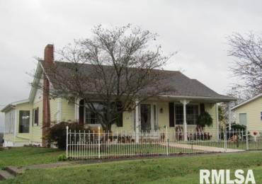 195 MARKET Street, Elizabethtown, Illinois, 3 Bedrooms Bedrooms, ,2 BathroomsBathrooms,Residential,For Sale,MARKET,RMAEB455731