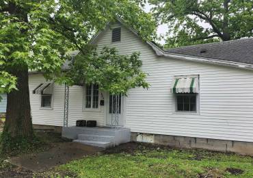 608 Otis Street, Marion, Illinois, 3 Bedrooms Bedrooms, ,1 BathroomBathrooms,Residential,For Sale,Otis,RMAEB458181